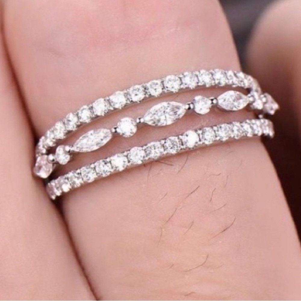 HALO 4.1 CT DIAMOND RING - Picture 5 of 5